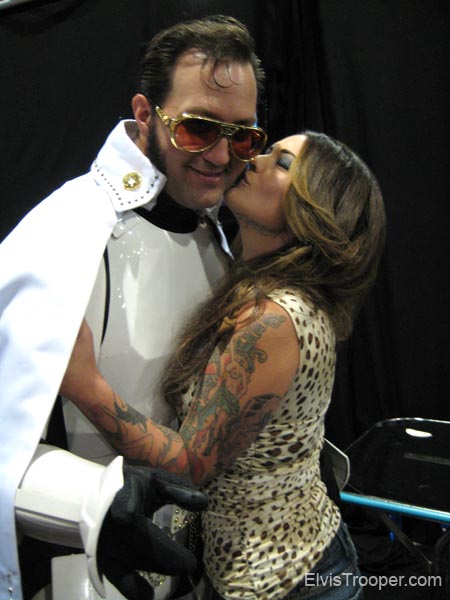 SDCC08_ElvisTrooperDotCom_005