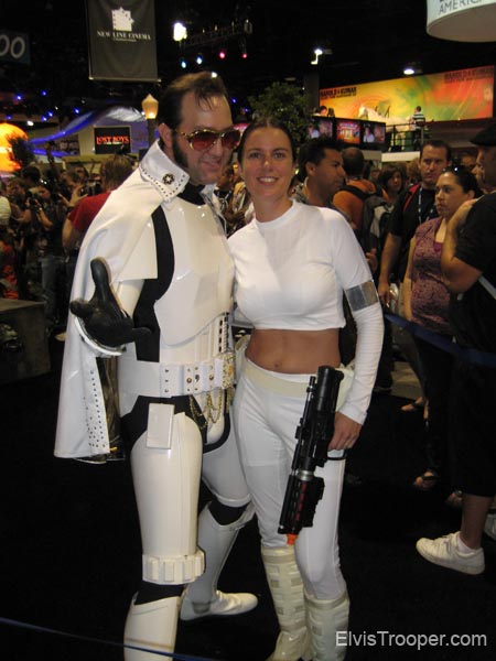 SDCC08_ElvisTrooperDotCom_037