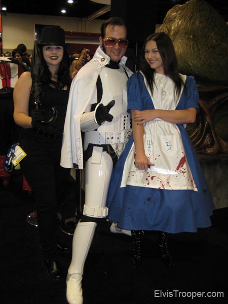 SDCC08_ElvisTrooperDotCom_041