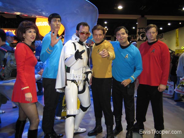 SDCC08_ElvisTrooperDotCom_054