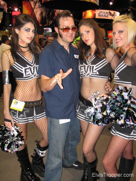 SDCC08_ElvisTrooperDotCom_067