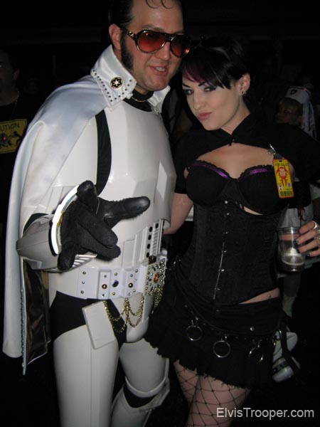 SDCC08_ElvisTrooperDotCom_075
