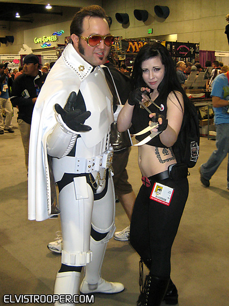 SDCC10-ElvisTrooperDotCom_004