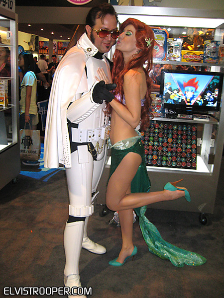 SDCC10-ElvisTrooperDotCom_012