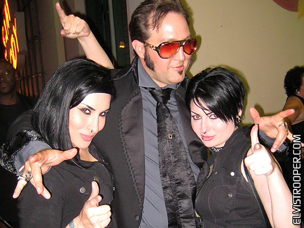 SDCC10-ElvisTrooperDotCom_023